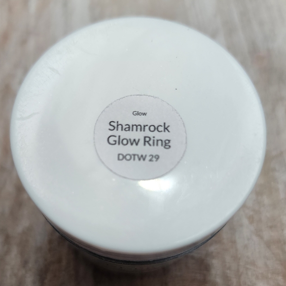 Sparkle & Co Dip Powder Shamrock Glow Ring DOTW 29 - Picture 4 of 4